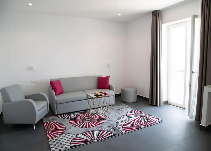 Grand Hotel Serapide